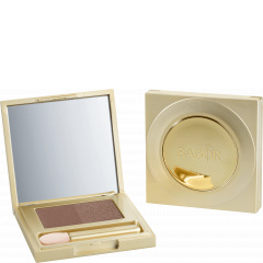 Silky treatment eye shadow that makes the eyes shine. Super Soft Eye Shadow Duo 11 mat clay