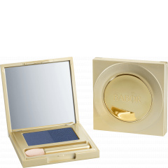 Silky treatment eye shadow that makes the eyes shine. Super Soft Eye Shadow Duo 16 dark blue